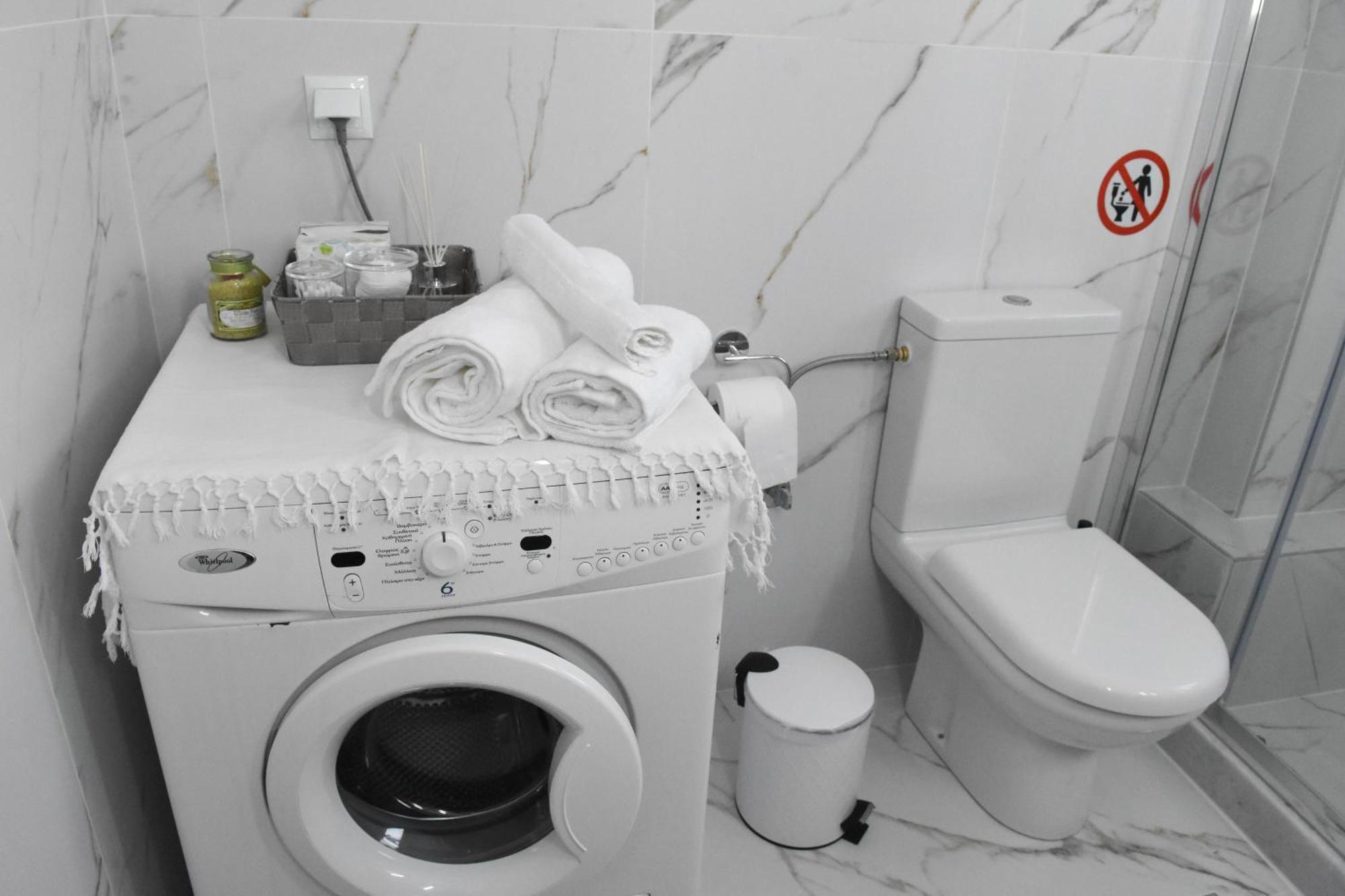 Apartamento Ellis House Agrinio Exterior foto
